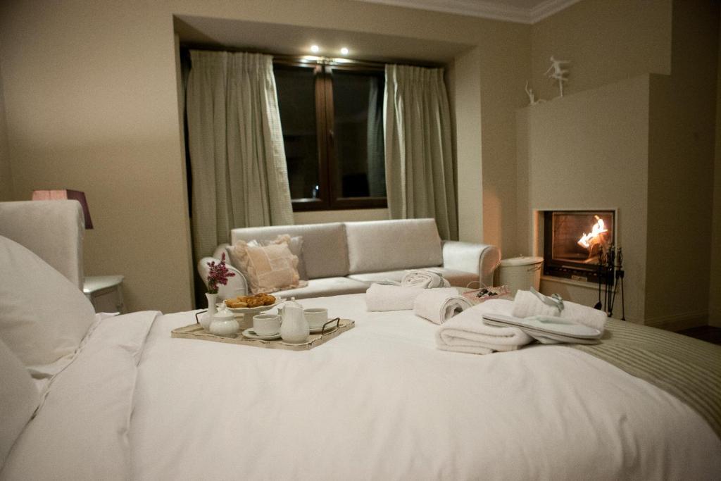 Melies Boutique Hotel Káto Loutrákion Zimmer foto
